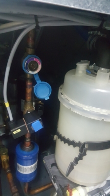 ขายเครื่องปรับอากาศควบคุมความชื้นอัตโนมัติขนาด81,000 บีทียูราคาชุดละ 100,000 บาทมี2 ชุด ขายเครื่องปรับอากาศควบคุมความชื้นอัตโนมัติขนาด81,000 บีทียูราคาชุดละ 100,000 บาทมี2 ชุด