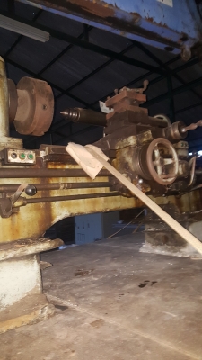 ขายแท่นกลึง 12 ฟุตพร้อมแท่นใส 2 ตัว 160,000 บาท