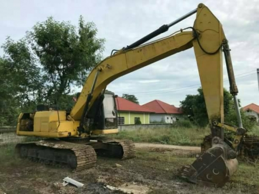 ขายรถขุดแบ็คโค CAT320 V2เล่มทะเบียน เครื่องมิตซู ใช้งานปกติเอวมีขยับ