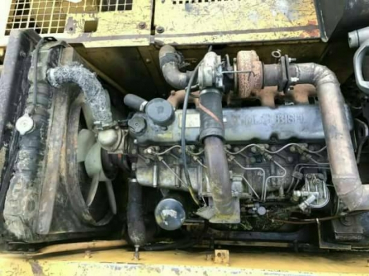 ขายรถขุดแบ็คโค CAT320 V2เล่มทะเบียน เครื่องมิตซู ใช้งานปกติเอวมีขยับ