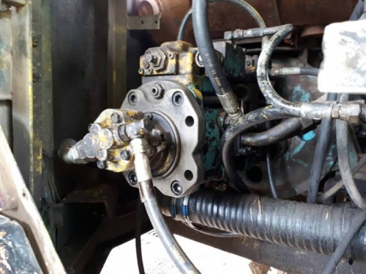 ขาย 535,000 บาท KOBELCO SK120 MARK 3 เครื่องดี ปั้มแรง โช่หนา เอวแน่น เอกสารอินวอยท์ รถอยู่ จ.สุรินทร์ โทร&ไอดีไลน์ 0610710295 ขาย 535,000 บาท KOBELCO SK120 MARK 3 เครื่องดี ปั้มแรง โช่หนา เอวแน่น เอกสารอินวอยท์ รถอยู่ จ.สุรินทร์ โทร&ไอดีไลน์ 0610710295