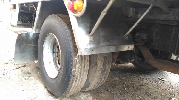 ขายหกล้อ HINO เม็กก้า 150 แรง ปี 50 กะบะเลส แอร์ เทอร์โบพวงมาลัยพาเวอร์เบรคทิพฟี่ ยางสวยพร้อมใช้งาน