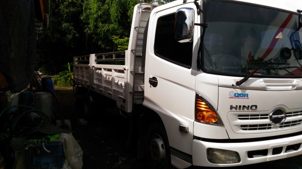 ขายหกล้อ HINO เม็กก้า 150 แรง ปี 50 กะบะเลส แอร์ เทอร์โบพวงมาลัยพาเวอร์เบรคทิพฟี่ ยางสวยพร้อมใช้งาน