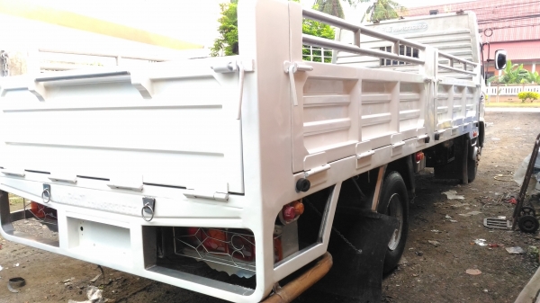 ขายหกล้อ HINO เม็กก้า 150 แรง ปี 50 กะบะเลส แอร์ เทอร์โบพวงมาลัยพาเวอร์เบรคทิพฟี่ ยางสวยพร้อมใช้งาน