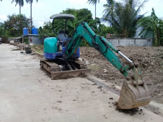 ขายด่วน KOMATSU PC30FR-1 สภาพสวยพร้อมใช้งาน เครื่องปค้มดีเยี่ยม รถใช้งานประจำ สนใจสอบถาม 093-0764943  088-3223272 Kตั้ม