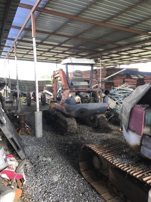 ขายแบ๊คโฮแพ็คคู่