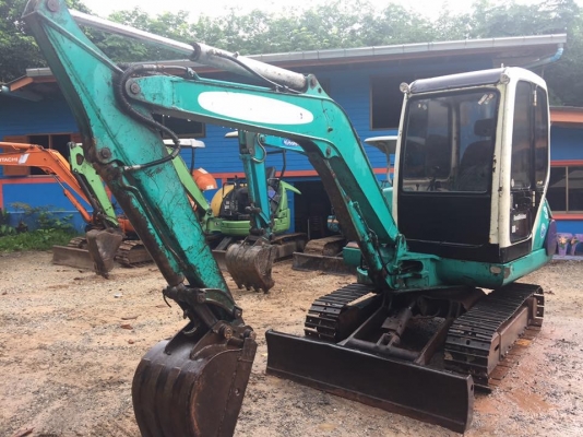 Komatsu PC30-7  - หัวเก๋งสวยๆมาแล้วน่ะครับ