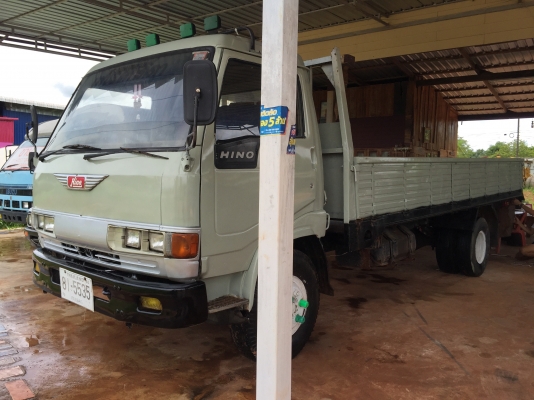 Hino FC2W 120 ห้างแท้ ยาว5.5ม เล่มพร้อม Hino FC2W 120 ห้างแท้ ยาว5.5ม เล่มพร้อม
