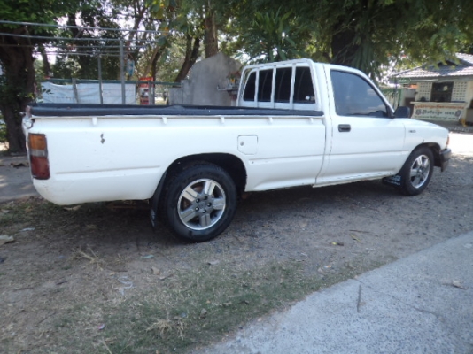 ขายรถกะบะโตโยต้าตอนเดียว สภาพสวยๆราคาถูกๆ พร้อมใช้งานคับ