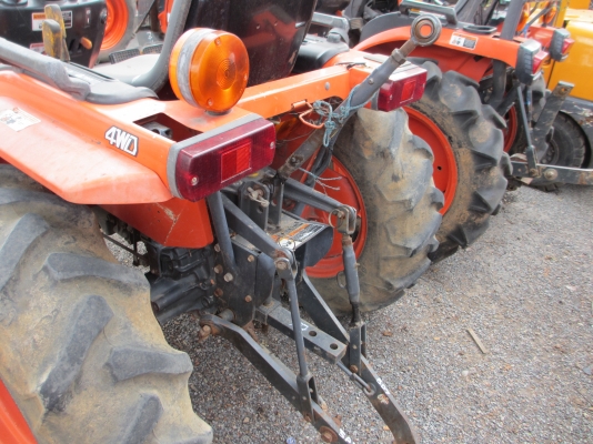 KUBOTA B2410 สภาพดี น้องร็อค จัดให้ KUBOTA B2410 สภาพดี น้องร็อค จัดให้