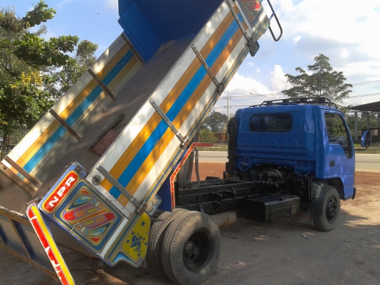 ISUZU NPR ปี42 ดัมพ์สามมิตร รถห้างแท้
