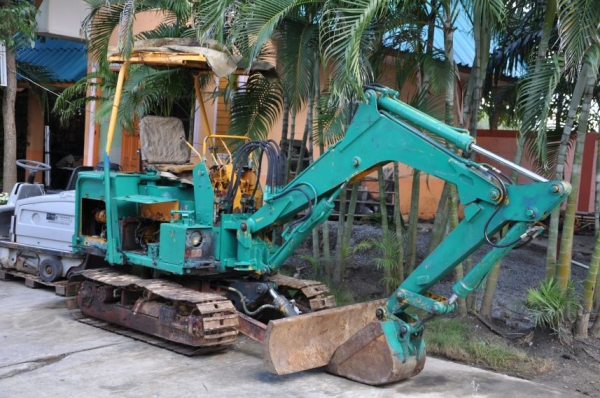 ลดรับปีใหม่...แบคโฮ yanmar pc15 นำเข้าญี่ปุ่น ขาย149,000บาท!!!