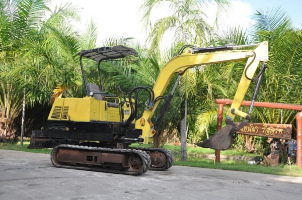 ลดรับปีใหม่...แบคโฮmitsubishi4สูบ pc30 นำเข้าญี่ปุ่น ขาย169,000บาท!!!