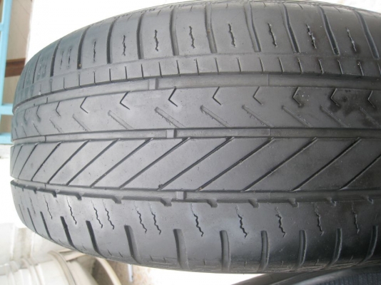 ขายยาง GOODYEAR DURAPLUS  ปี 3009 (1 คู่) (081-3747940)