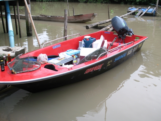 ขายเรือ 12.6 + yamaha 9.9 คร้าบ