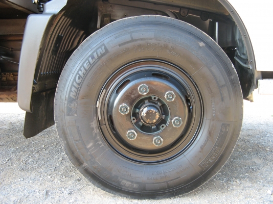 ขาย 6 ล้อ ฮีโน่ เมก้า 150 แรง ตู้ 3 บานยาว 5.50 ม. ปี 2009 สภาพเดิม ๆ สวยจัดกว่า 99\% บรรทุกของเบา เครื่องแน่น คัสซีสวยกิ๊ป ตู้ใหม่เอื่ยม วิ่ง 7x,xxx โล สนใจชมรถก่อนได้ครับ ขาย 6 ล้อ ฮีโน่ เมก้า 150 แรง ตู้ 3 บานยาว 5.50 ม. ปี 2009 สภาพเดิม ๆ สวยจัดกว่า 99\% บรรทุกของเบา เครื่องแน่น คัสซีสวยกิ๊ป ตู้ใหม่เอื่ยม วิ่ง 7x,xxx โล สนใจชมรถก่อนได้ครับ