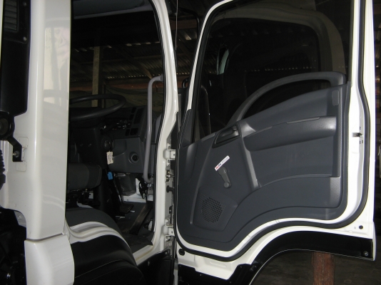 ขาย 6 ล้อ ฮีโน่ เมก้า 150 แรง ตู้ 3 บานยาว 5.50 ม. ปี 2009 สภาพเดิม ๆ สวยจัดกว่า 99\% บรรทุกของเบา เครื่องแน่น คัสซีสวยกิ๊ป ตู้ใหม่เอื่ยม วิ่ง 7x,xxx โล สนใจชมรถก่อนได้ครับ ขาย 6 ล้อ ฮีโน่ เมก้า 150 แรง ตู้ 3 บานยาว 5.50 ม. ปี 2009 สภาพเดิม ๆ สวยจัดกว่า 99\% บรรทุกของเบา เครื่องแน่น คัสซีสวยกิ๊ป ตู้ใหม่เอื่ยม วิ่ง 7x,xxx โล สนใจชมรถก่อนได้ครับ