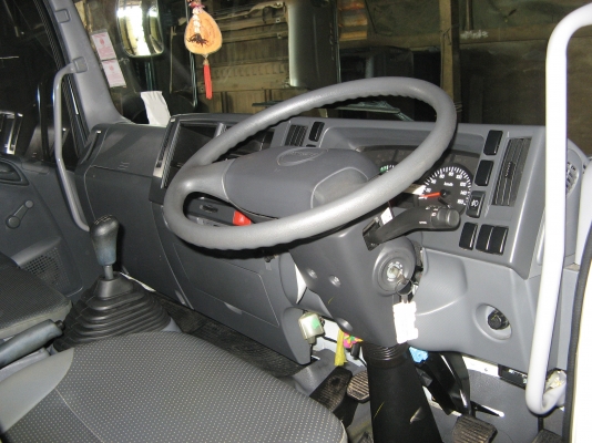 ขาย 6 ล้อ ฮีโน่ เมก้า 150 แรง ตู้ 3 บานยาว 5.50 ม. ปี 2009 สภาพเดิม ๆ สวยจัดกว่า 99\% บรรทุกของเบา เครื่องแน่น คัสซีสวยกิ๊ป ตู้ใหม่เอื่ยม วิ่ง 7x,xxx โล สนใจชมรถก่อนได้ครับ ขาย 6 ล้อ ฮีโน่ เมก้า 150 แรง ตู้ 3 บานยาว 5.50 ม. ปี 2009 สภาพเดิม ๆ สวยจัดกว่า 99\% บรรทุกของเบา เครื่องแน่น คัสซีสวยกิ๊ป ตู้ใหม่เอื่ยม วิ่ง 7x,xxx โล สนใจชมรถก่อนได้ครับ