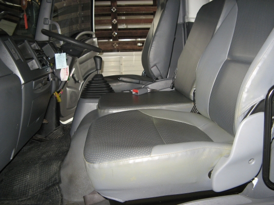 ขาย 6 ล้อ ฮีโน่ เมก้า 150 แรง ตู้ 3 บานยาว 5.50 ม. ปี 2009 สภาพเดิม ๆ สวยจัดกว่า 99\% บรรทุกของเบา เครื่องแน่น คัสซีสวยกิ๊ป ตู้ใหม่เอื่ยม วิ่ง 7x,xxx โล สนใจชมรถก่อนได้ครับ ขาย 6 ล้อ ฮีโน่ เมก้า 150 แรง ตู้ 3 บานยาว 5.50 ม. ปี 2009 สภาพเดิม ๆ สวยจัดกว่า 99\% บรรทุกของเบา เครื่องแน่น คัสซีสวยกิ๊ป ตู้ใหม่เอื่ยม วิ่ง 7x,xxx โล สนใจชมรถก่อนได้ครับ