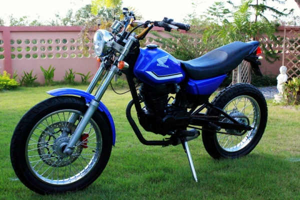 ***ฮอนด้าวิง แต่งแนว FTR ทะเบียนโอน *** ***ฮอนด้าวิง แต่งแนว FTR ทะเบียนโอน ***