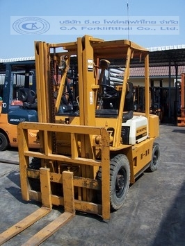 ขาย รถโฟล์คลิฟท์ KOMATSU รุ่น FD20-10