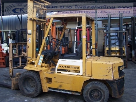 ขาย รถโฟล์คลิฟท์ KOMATSU รุ่น FD20-10