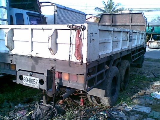 ขาย สิบล้อ มิตซูบิชิฟูโซ่ เฉินหลง FN515M 1เพลา ขาย สิบล้อ มิตซูบิชิฟูโซ่ เฉินหลง FN515M 1เพลา