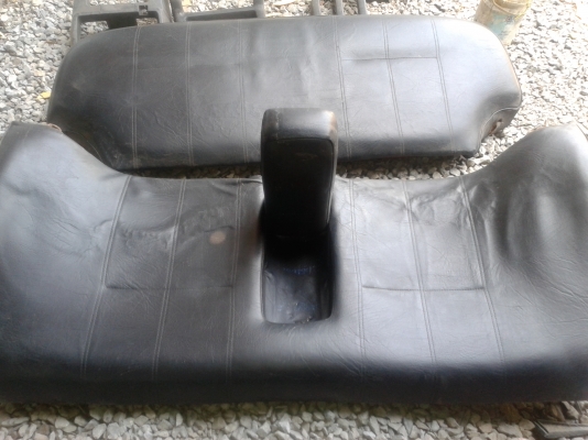 อะไหร่  VOLVO 244 GL หลายอย่าง