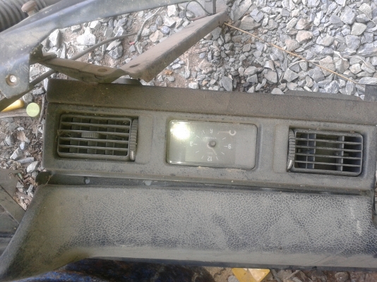 อะไหร่  VOLVO 244 GL หลายอย่าง