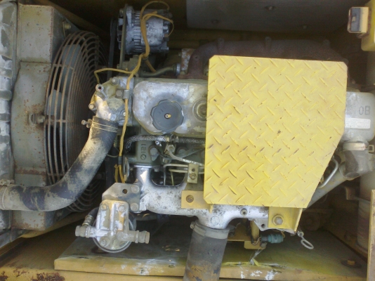 ขายรถขุดเก่านอก CAT E70B แทรคยาง ตามสภาพ