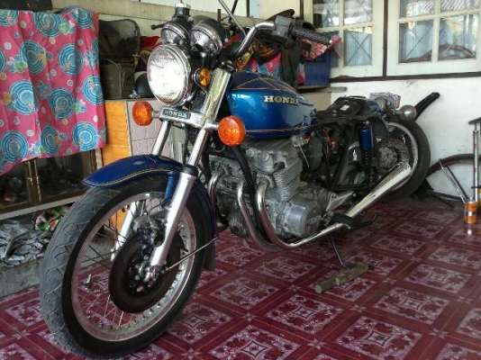 ขาย CB750 แปดวาล์ เกียร์ออโต้...!!!!!!