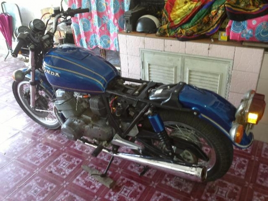 ขาย CB750 แปดวาล์ เกียร์ออโต้...!!!!!!