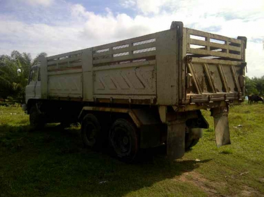 ขายรถ 10 ล้อดั๊ม HINO FM227 เครื่อง 220 แรงม้า เดิมๆ สวยๆ เก่าเก็บ สนใจโทร 0819701072 ขายรถ 10 ล้อดั๊ม HINO FM227 เครื่อง 220 แรงม้า เดิมๆ สวยๆ เก่าเก็บ สนใจโทร 0819701072