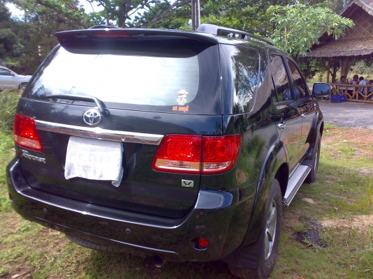 ขายtoyota fortuner 2.7v auto 4x4