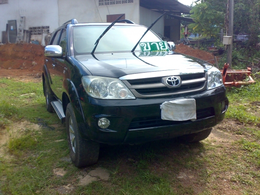 ขายtoyota fortuner 2.7v auto 4x4
