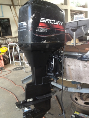 เครื่องเรือ เมอคิวลี่ 125 แรง  ราคา 92000