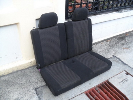 ขายชุดเบาะRECARO หน้าหลังของPAJERO MINIครับ ครบเซ็ต