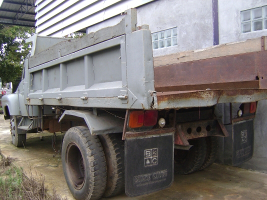 ขาย รถ 6 ล้อ อีซูซุดัมพ์ หัวยาว