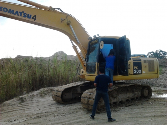 ขายรถแบคโฮ รุ่น KOMATSU PC200-7  เอกสารใบแจ้งจำหน่าย
