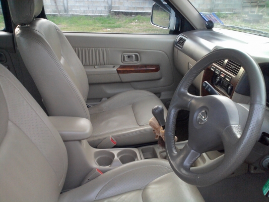 นิสสัน ฟรอนเทียร์ 4 ประตู สีดำ แต่งครบ นิสสัน ฟรอนเทียร์ 4 ประตู สีดำ แต่งครบ