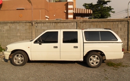 ขายรถกระบะ อีซูสุ 4 ประตูเครื่องดีเซล มังกรทอง 2500cc สีขาว+เกียร์ธรรมดา+แซสซีสวย+พวงมาลัยเพาเวอร์+เครื่องแน่น+เกียร์ดี+แอร์เย็น 118,000 บ.T.081-1917015 ขายรถกระบะ อีซูสุ 4 ประตูเครื่องดีเซล มังกรทอง 2500cc สีขาว+เกียร์ธรรมดา+แซสซีสวย+พวงมาลัยเพาเวอร์+เครื่องแน่น+เกียร์ดี+แอร์เย็น 118,000 บ.T.081-1917015