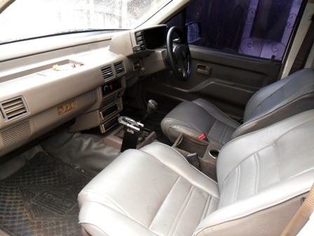 ขายรถกระบะ อีซูสุ 4 ประตูเครื่องดีเซล มังกรทอง 2500cc สีขาว+เกียร์ธรรมดา+แซสซีสวย+พวงมาลัยเพาเวอร์+เครื่องแน่น+เกียร์ดี+แอร์เย็น 118,000 บ.T.081-1917015 ขายรถกระบะ อีซูสุ 4 ประตูเครื่องดีเซล มังกรทอง 2500cc สีขาว+เกียร์ธรรมดา+แซสซีสวย+พวงมาลัยเพาเวอร์+เครื่องแน่น+เกียร์ดี+แอร์เย็น 118,000 บ.T.081-1917015