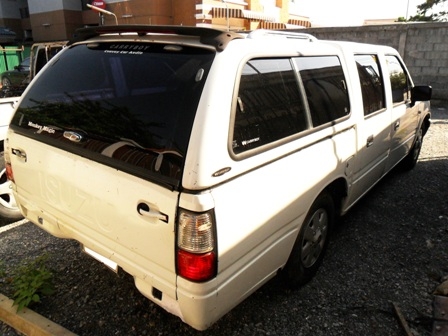 ขายรถกระบะ อีซูสุ 4 ประตูเครื่องดีเซล มังกรทอง 2500cc สีขาว+เกียร์ธรรมดา+แซสซีสวย+พวงมาลัยเพาเวอร์+เครื่องแน่น+เกียร์ดี+แอร์เย็น 118,000 บ.T.081-1917015 ขายรถกระบะ อีซูสุ 4 ประตูเครื่องดีเซล มังกรทอง 2500cc สีขาว+เกียร์ธรรมดา+แซสซีสวย+พวงมาลัยเพาเวอร์+เครื่องแน่น+เกียร์ดี+แอร์เย็น 118,000 บ.T.081-1917015