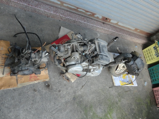 ขายเครื่องรถป๊อบ โครง er6n ท่อ cb400four shotgun