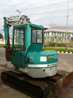 รถแบคโฮ Komatsu PC50UU-1 รถแบคโฮ Komatsu PC50UU-1