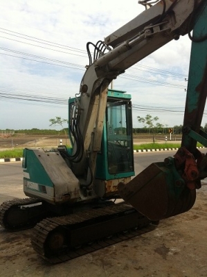 รถแบคโฮ Komatsu PC50UU-1 รถแบคโฮ Komatsu PC50UU-1