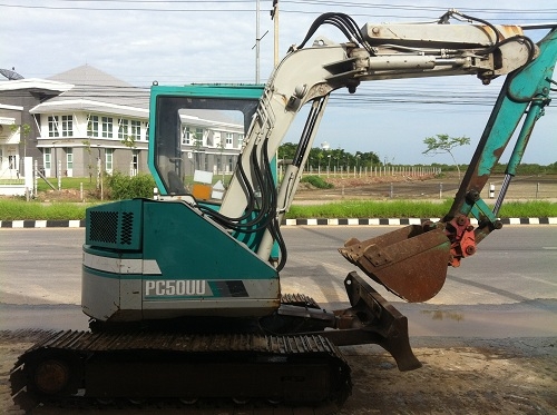 รถแบคโฮ Komatsu PC50UU-1