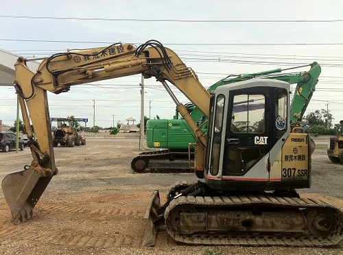 ขาย รถแบคโฮ CAT 307 SSR (เท่า PC 75) นำเข้าจากญี่ปุ่น ชมVDOการทำงานได้ครับ ติดต่อ 089-8368497