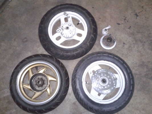 ล้อรถป็อป