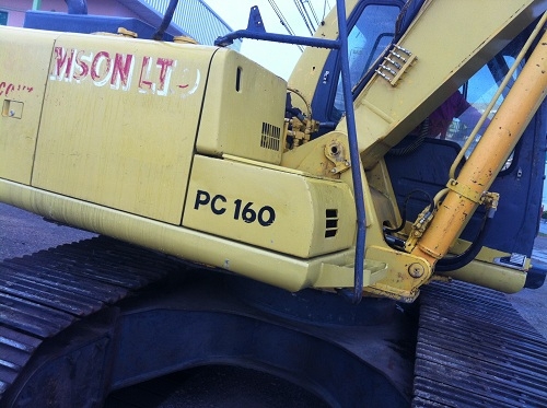 ขายรถแบคโฮ KOMATSU PC160-6K รถปี2001 นำเข้าจากญิ่ปุ่น ชมVDOการทำงานได้ครับ ติดต่อ 089-8368497 ขายรถแบคโฮ KOMATSU PC160-6K รถปี2001 นำเข้าจากญิ่ปุ่น ชมVDOการทำงานได้ครับ ติดต่อ 089-8368497